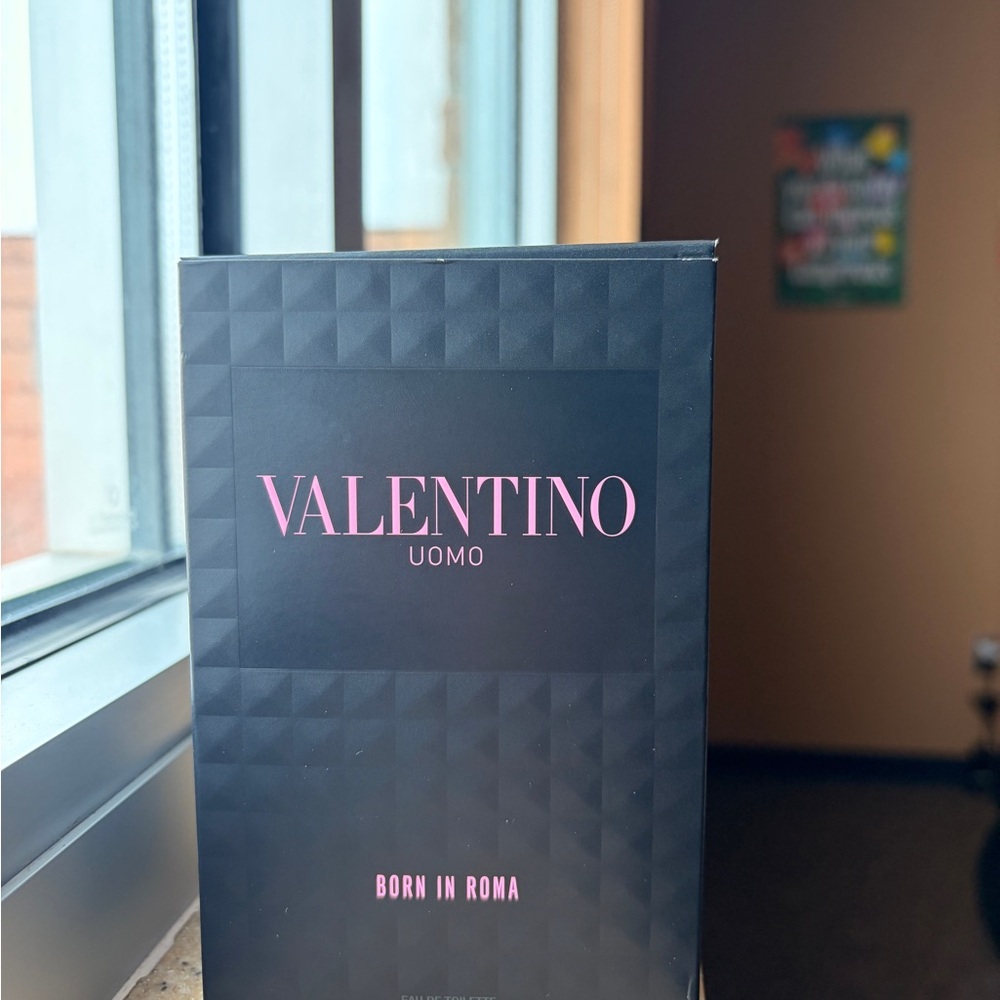 Valentino cologne